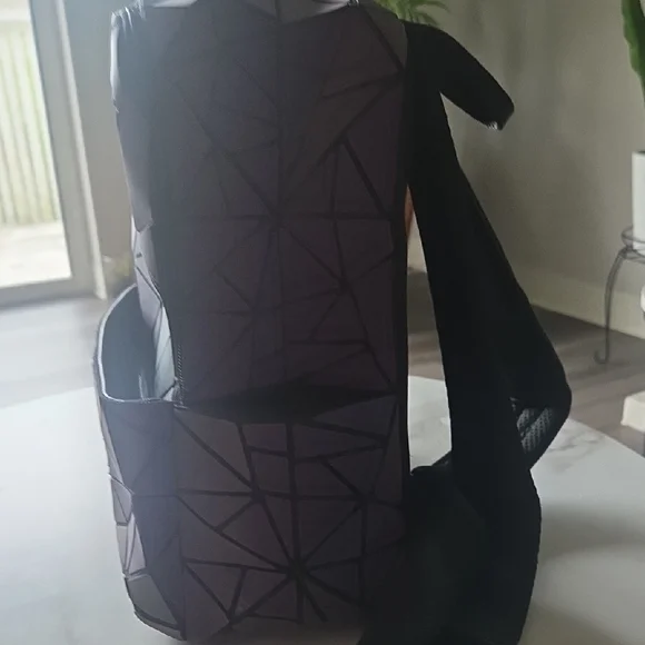 Geometric Pattern Backpack - Picture 5 of 6